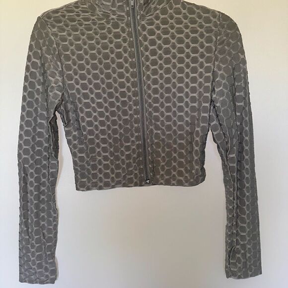 Silver honeycomb active set two piece leggings and long sleeve crop zip … - Picture 13 of 13